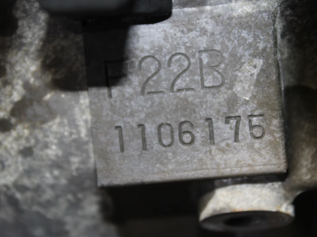 JDM 1992-1996 Honda Accord Motor F22B Dohc Non-Vtec 5 Speed Transmission 2.2L Engine - Image 6