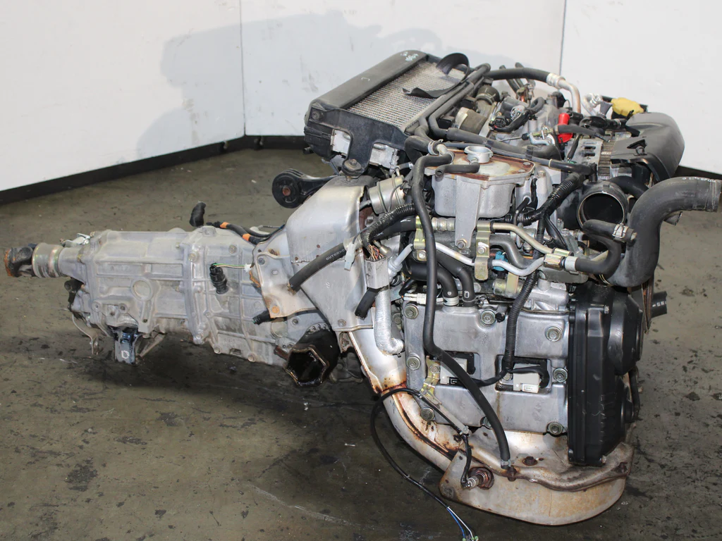 JDM 2002-2005 Subaru Impreza WRX Motor EJ205 Manual Transmission 2.0L 4 Cyl Engine - Image 13