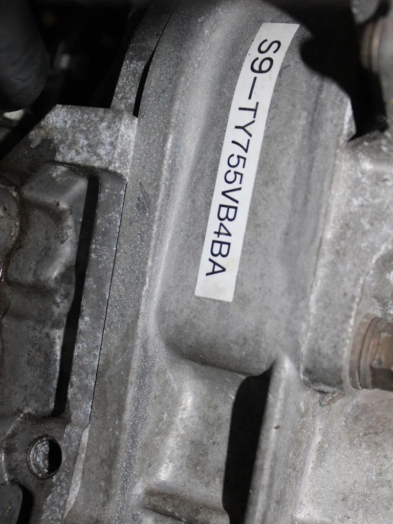 JDM 2002-2005 Subaru Impreza WRX Motor EJ205 Manual Transmission 2.0L 4 Cyl Engine - Image 14