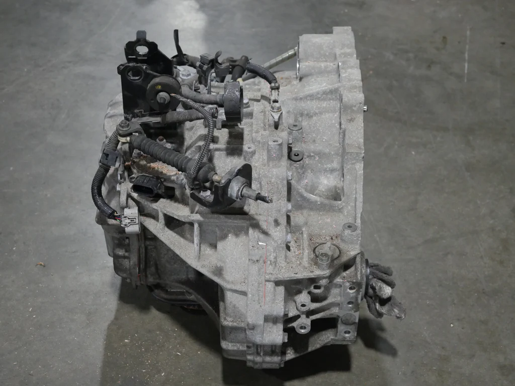 JDM 2011-2016 Toyota RX350 3.5L V6 Automatic FWD Transmission 2GR-FE U660 - Image 3