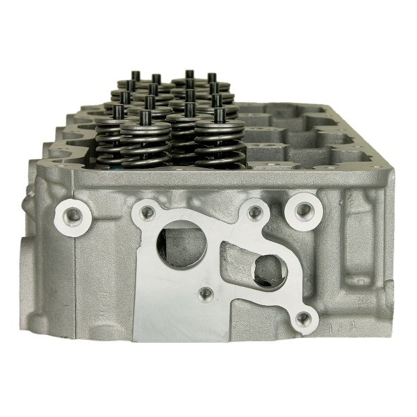 Chevrolet/GMC 6.6 V8L Remanufactured Cylinder Head – 2001-2004 DURAMAX - Image 3