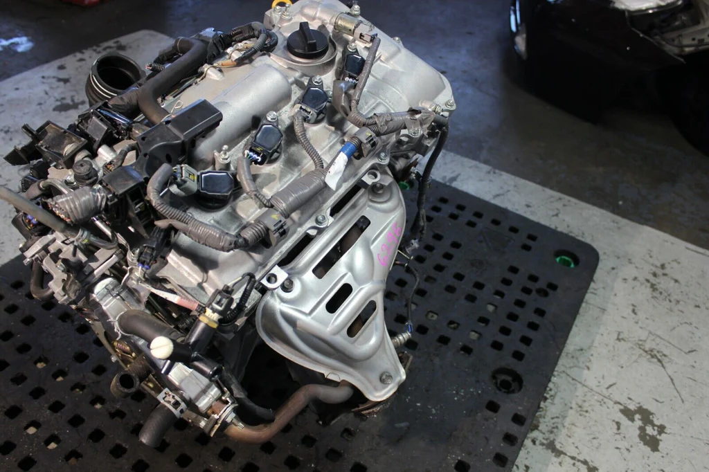 JDM 2010-2015 Toyota Prius Motor 2ZR-FXE Hybrid 1.8L 4 Cyl Engine - Image 2