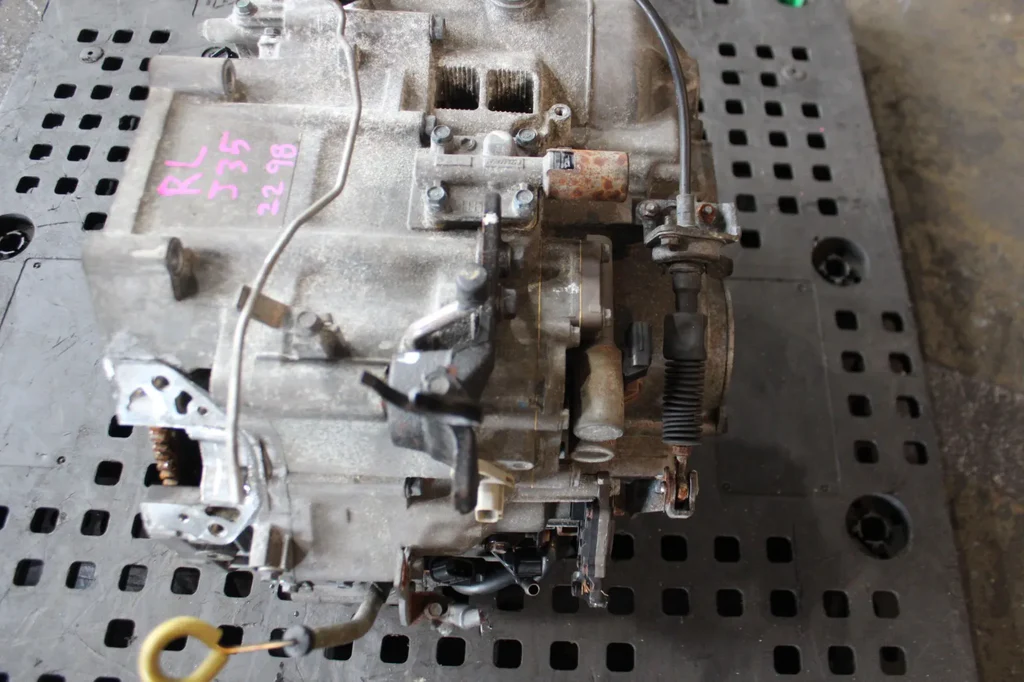 JDM 2005-2008 Acura RL 3.5L AWD 4×4 5 Speed Automatic Transmission - Image 6